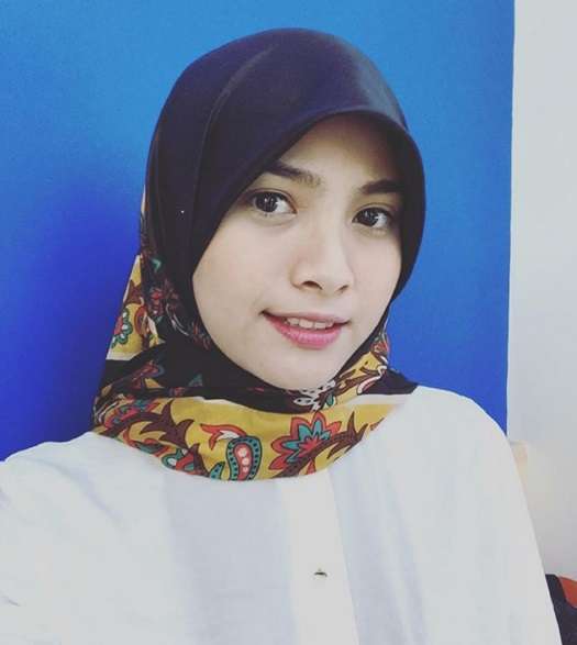 Tampil Berhijab, Acha Septriasa Banjir Pujian