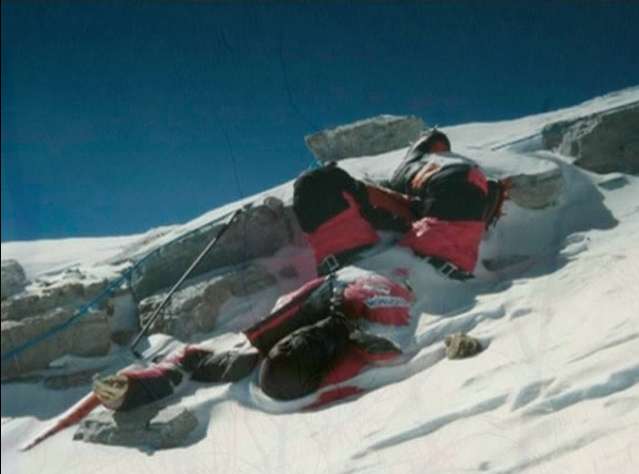 Mayat-mayat Beku Bertebaran di Gunung Everest