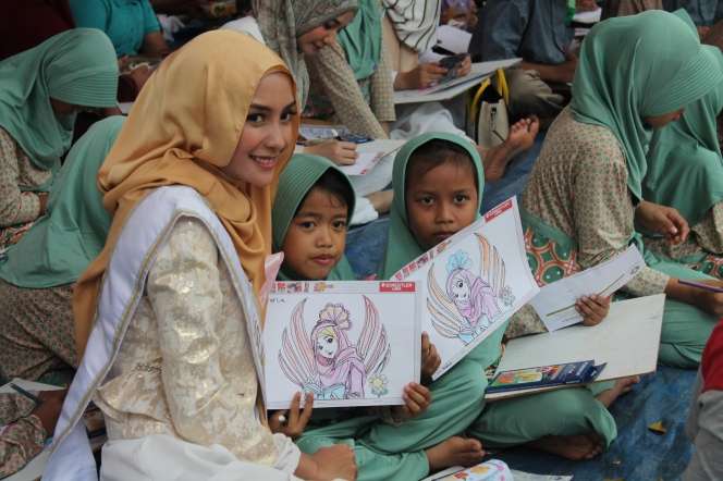 Charity Seru Bareng Dik Doank dan Yayasan Hijab Indonesia