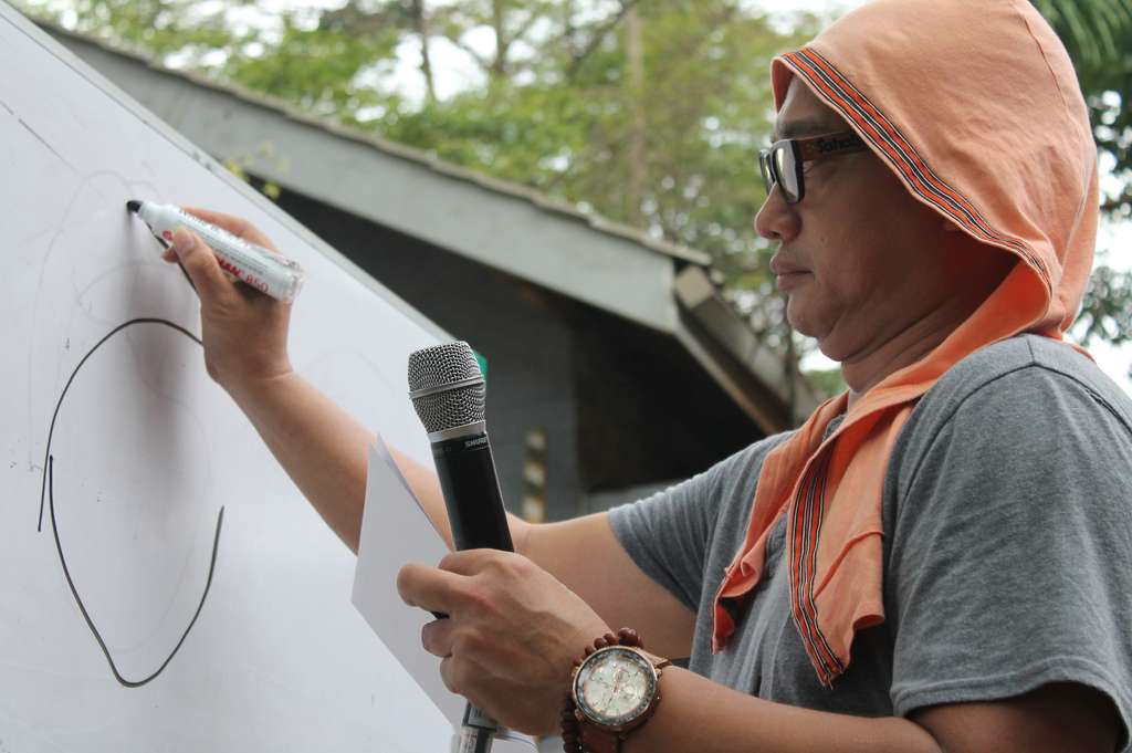 Charity Seru Bareng Dik Doank dan Yayasan Hijab Indonesia