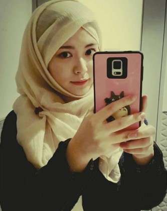 Ayana Gadis Korea Cantik Memilih Islam Dan Putuskan Berhijab