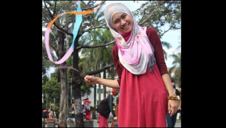 Mahasiswi Cantik UNJ Semasa Hidup