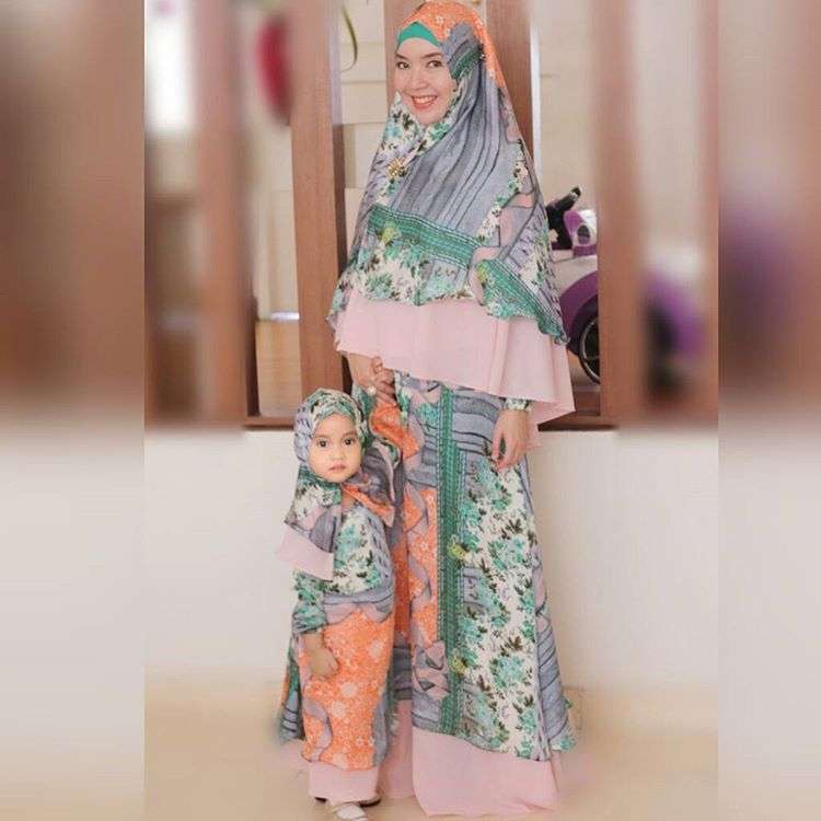 Cantiknya Rima Idris dengan Busana Syar`i