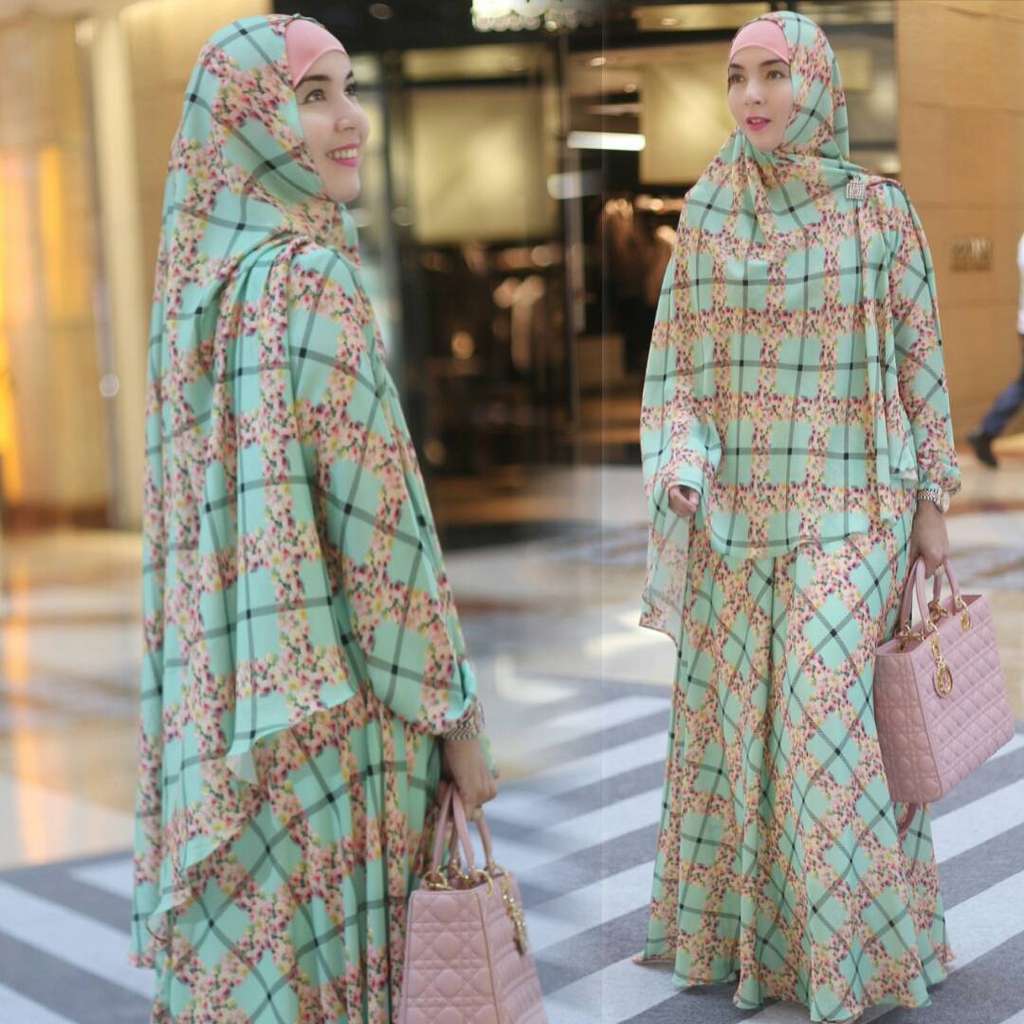 Cantiknya Rima Idris dengan Busana Syar`i