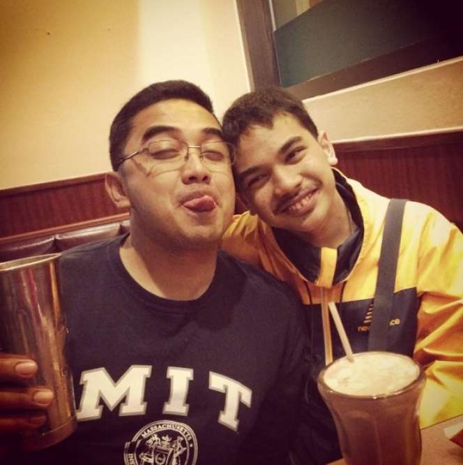 Momen Kebersamaan Farhan Bareng Putra Sulung