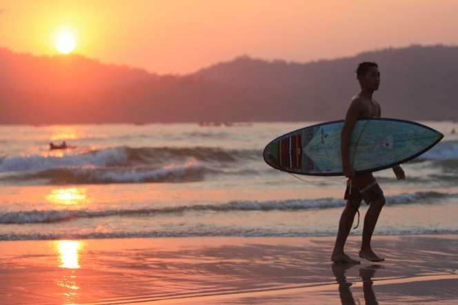 Pulau Merah, `Surga Baru` Peselancar di Timur Jawa