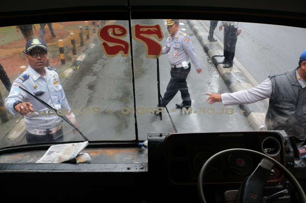 Metromini, Sang Raja Jalanan Kini Telah Usang
