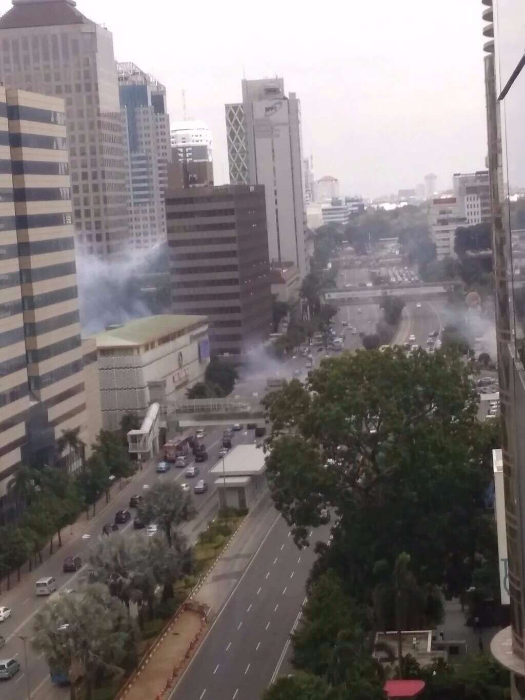 Foto-Foto Ledakan Bom Sarinah