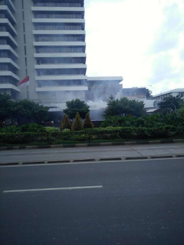 Foto-Foto Ledakan Bom Sarinah