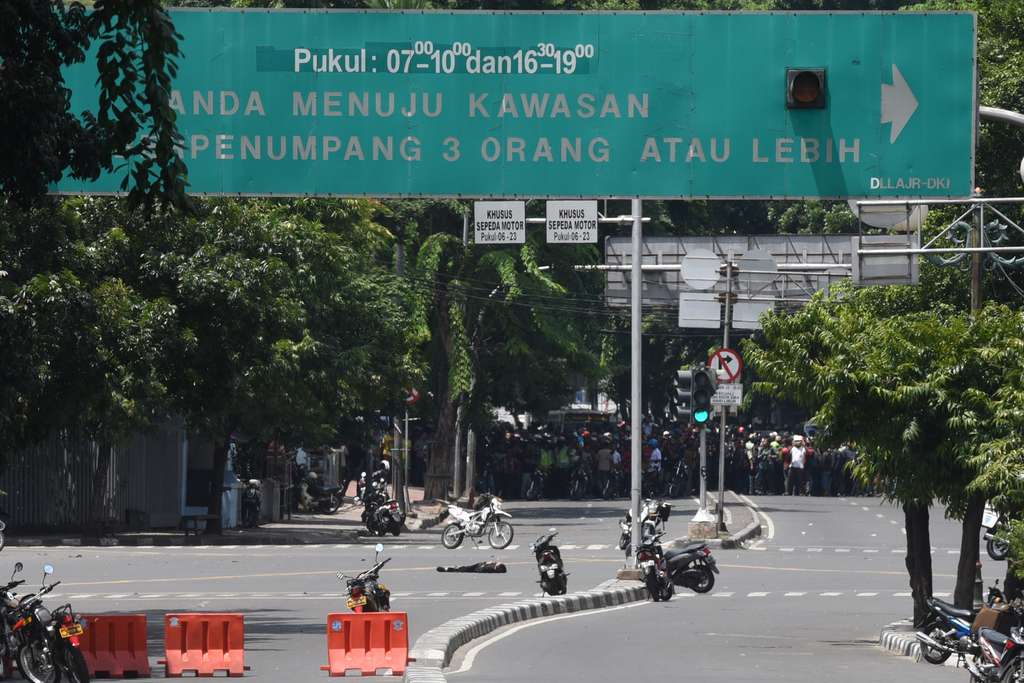 Detik-detik Penyergapan Teroris di Sarinah