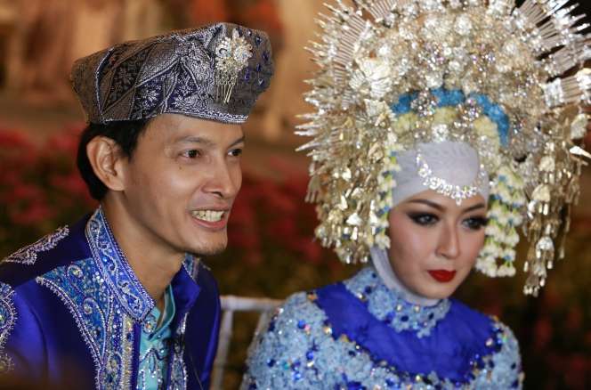 Foto Pernikahan Fedi Nuril Dengan Vanny Widyasasti