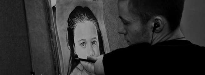 Sulit Dipercaya! Inilah Hasil Karya Seniman Tanpa Lengan