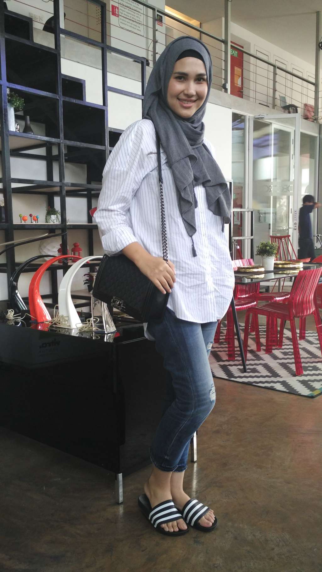 Outfit Santai Desainer Hijab