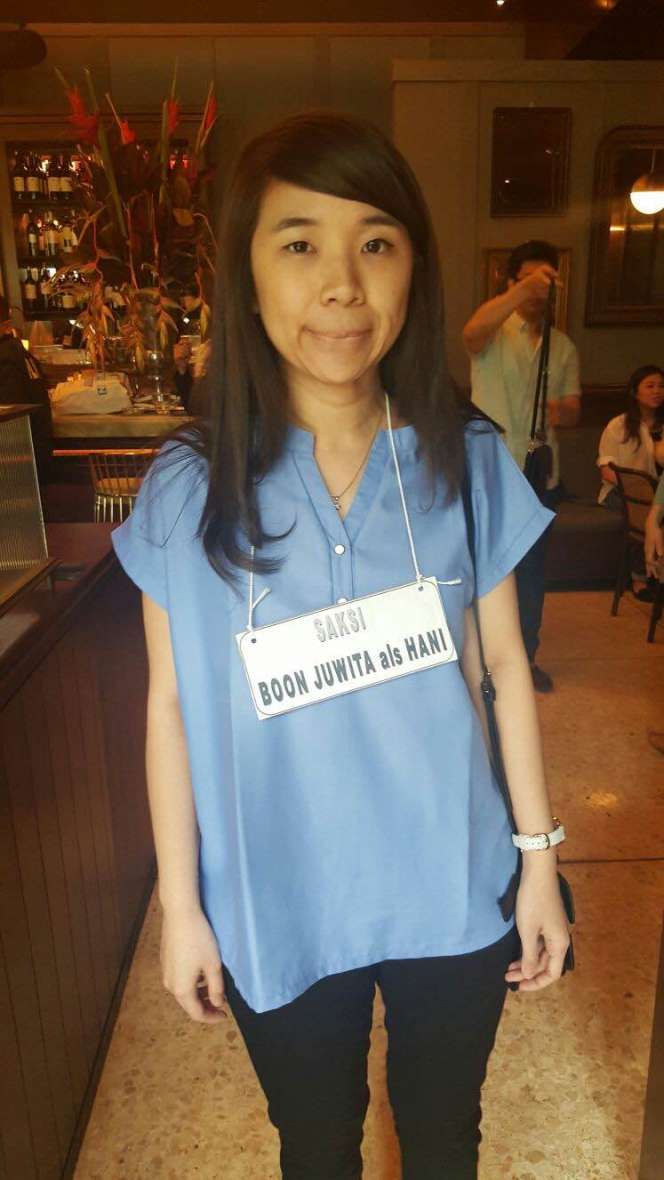 Jessica Peragakan Ulang Adegan saat Menunggu Mirna