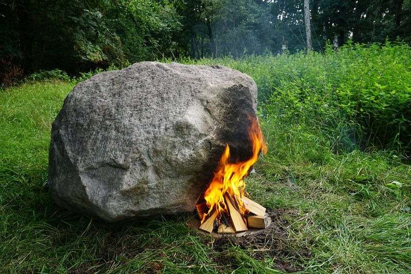 Bakar Batu Bisa Menghidupkan Wifi? Begini Caranya