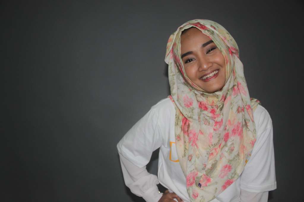  Gaya Hijab Kasual Fatin Shidqia Lubis
