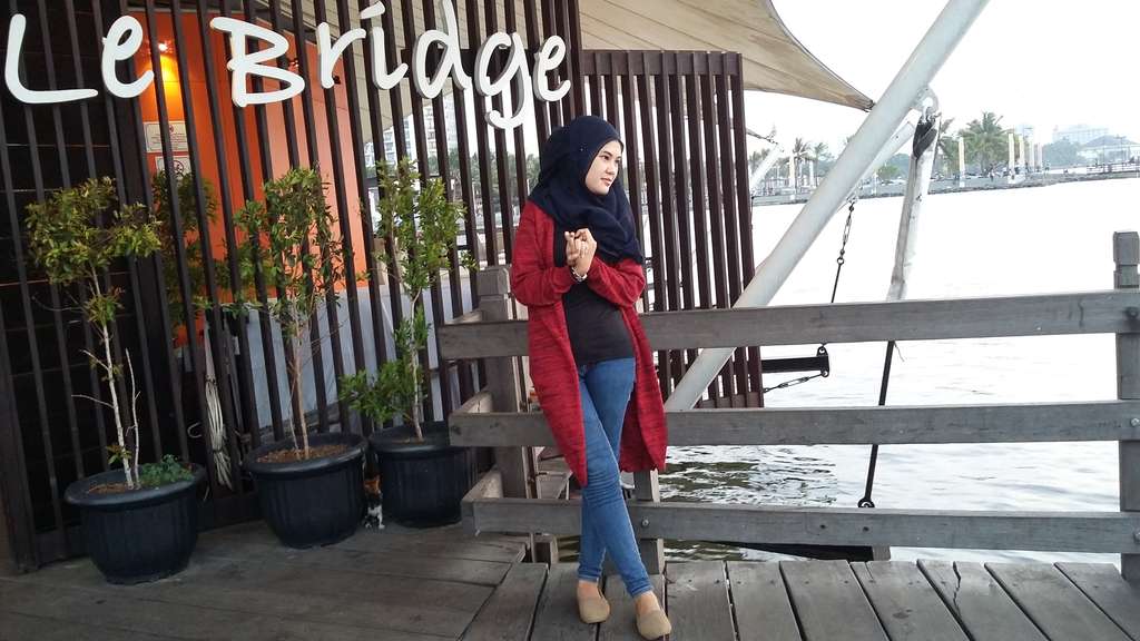 #HOTD: Casual Look Ratih Wahyuni