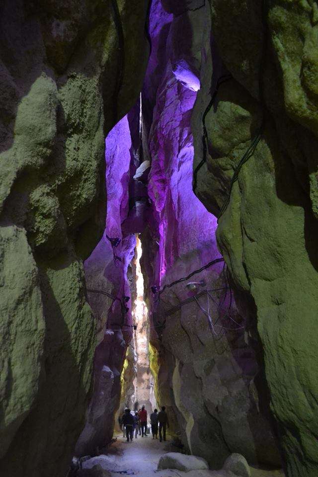 Wisata Gua di Arab Saudi 