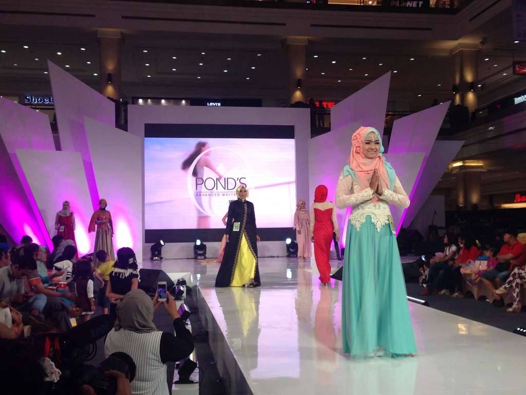 Momen Menegangkan `Dream Girls 2016 Goes to Yogya`