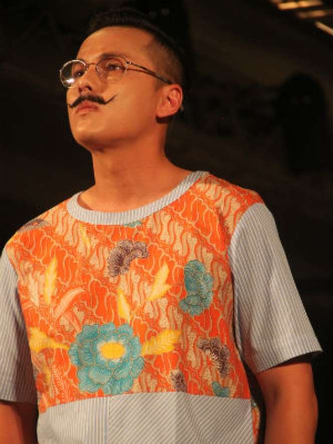 Gaya Busana Selebritis di Pentas IFW 2016