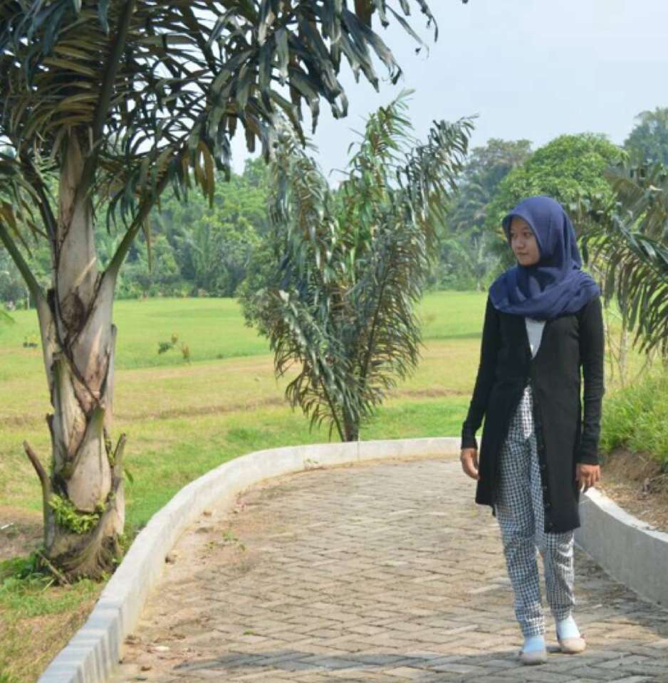 #HOTD: Gaya Super Simpel Thalita Urania Saleha