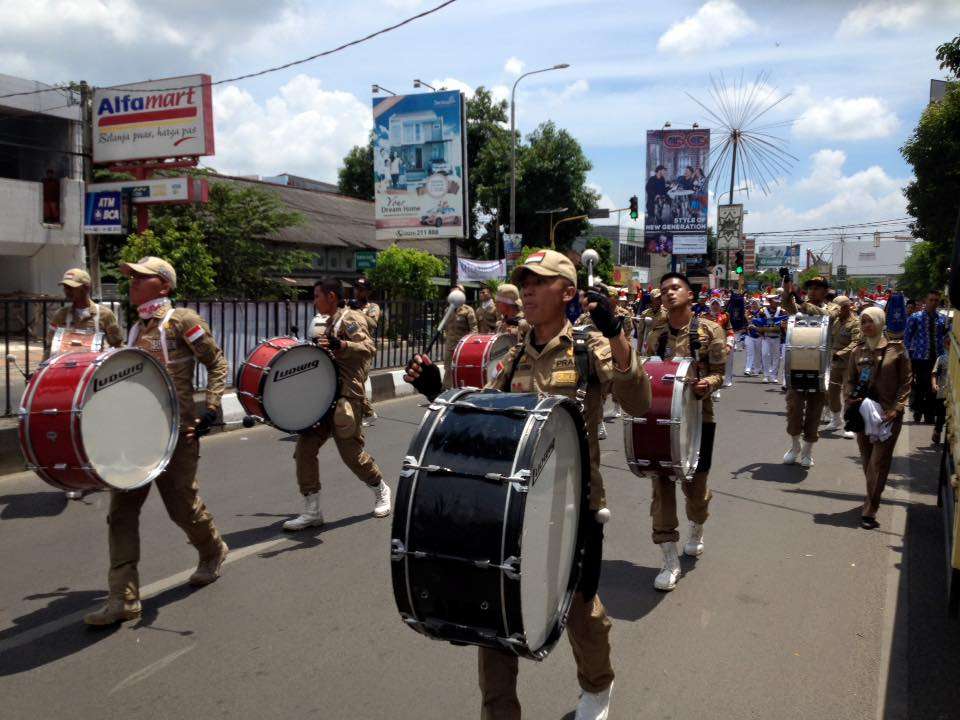 Alquran Raksasa Meriahkan Pawai MTQ Serang
