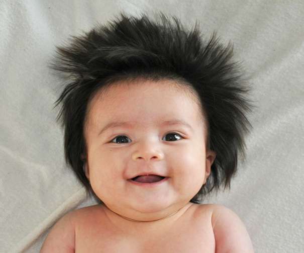 Pesona Bayi-Bayi Berambut Tebal