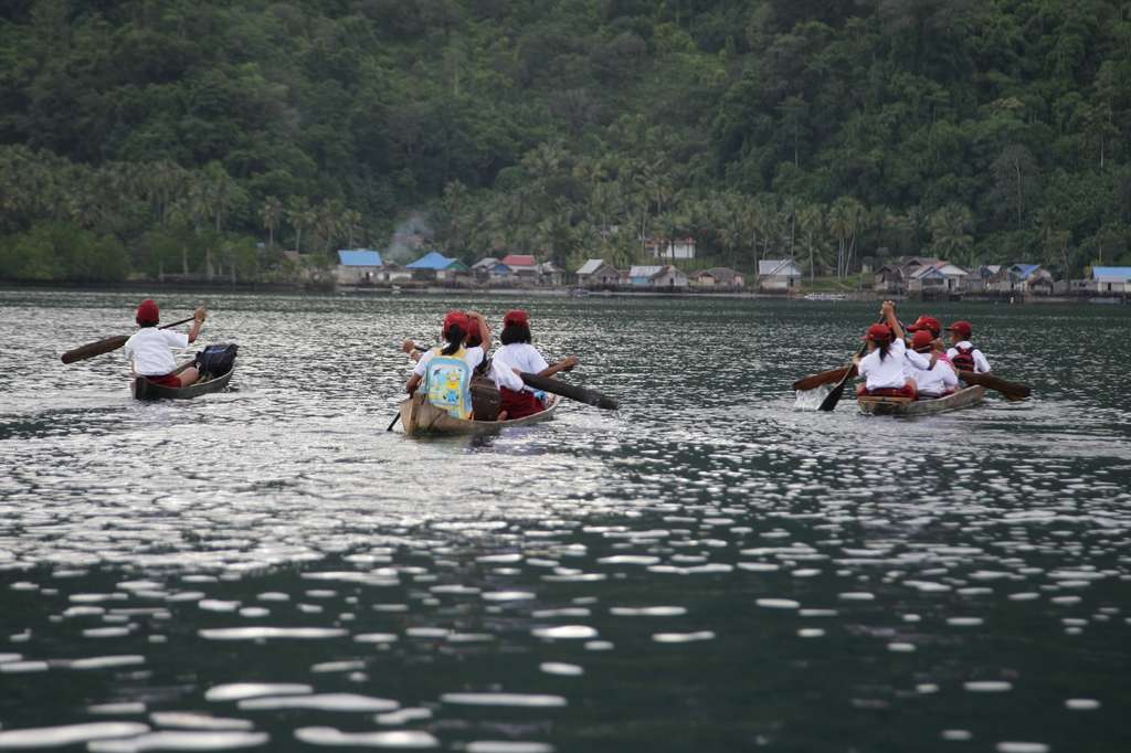 Pengarung Ilmu dari Desa Lolibu 