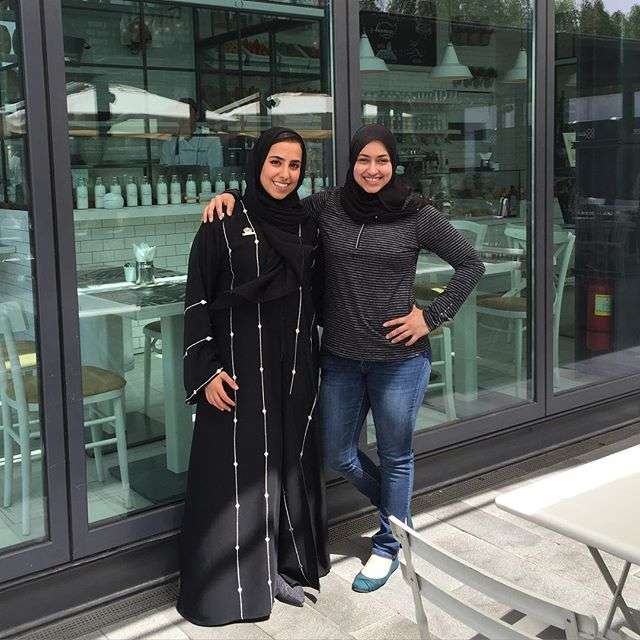 Siapa Sangka, Hijabers Cantik Ini Ternyata...