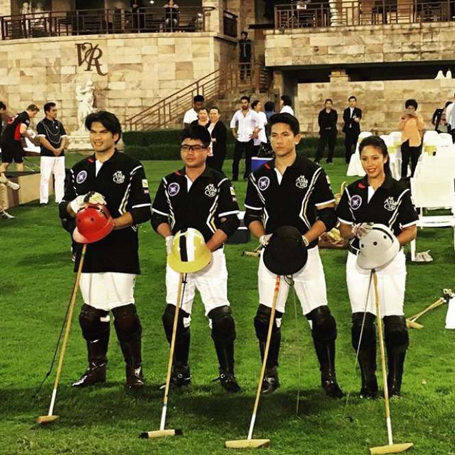 Mengintip Pesona Pangeran Tampan Brunei