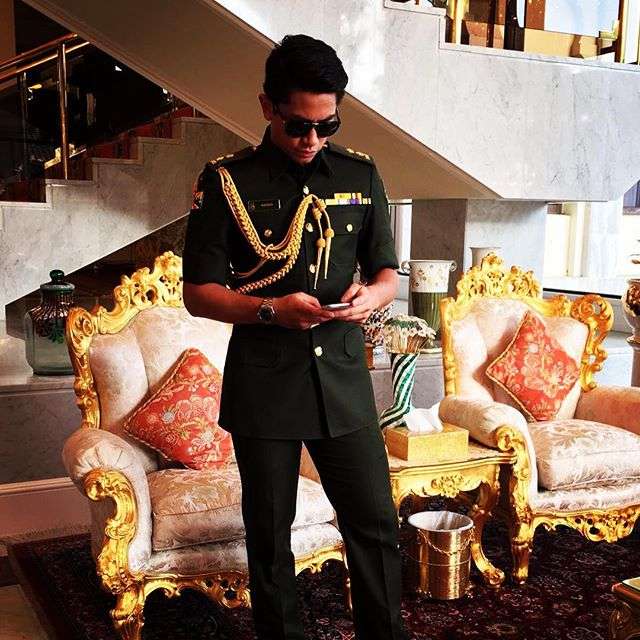 Mengintip Pesona Pangeran Tampan Brunei