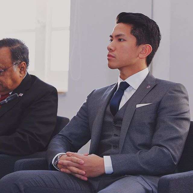 Mengintip Pesona Pangeran Tampan Brunei