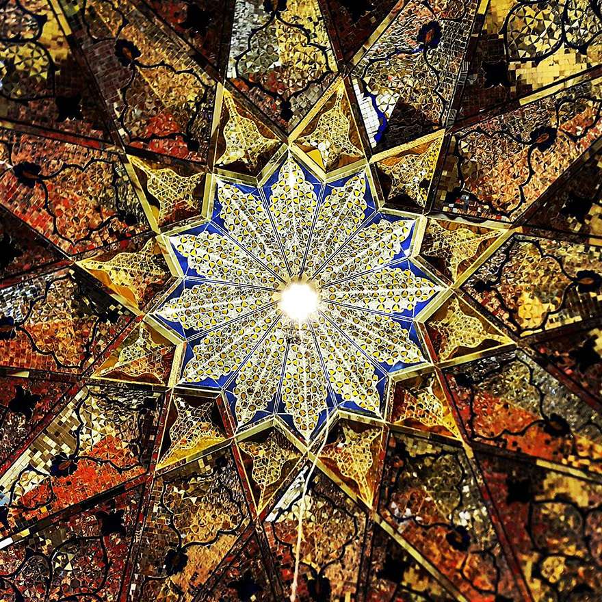 Keindahan Arsitektur Masjid-masjid di Iran