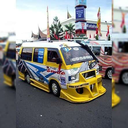 Naik Mobil Balap Cuma Rp 2000, di Sini Tempatnya...