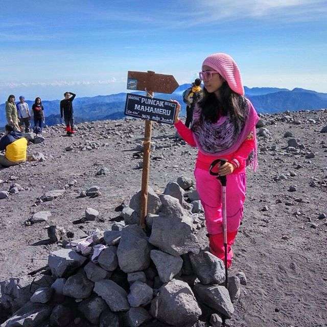 Usai Somay Pink, Kini Pendaki Pink Lagi Booming