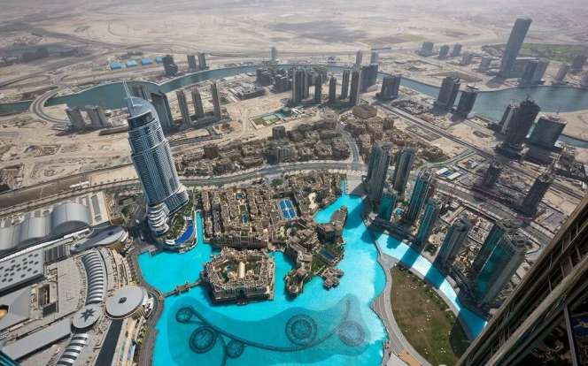 Deretan Foto Menakjubkan Dubai dari Atas Awan