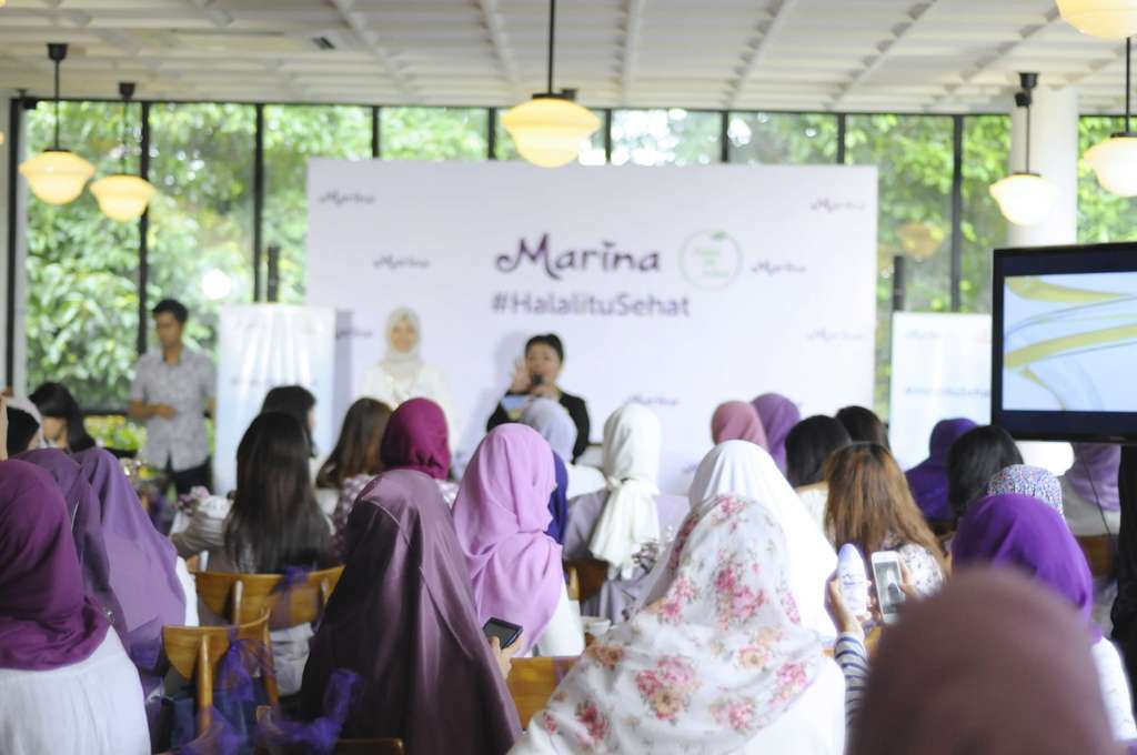 Keseruan Beauty Talk Show Bersama Marina
