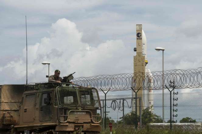 BRIsat, Satelit Perbankan Pertama di Dunia Diluncurkan