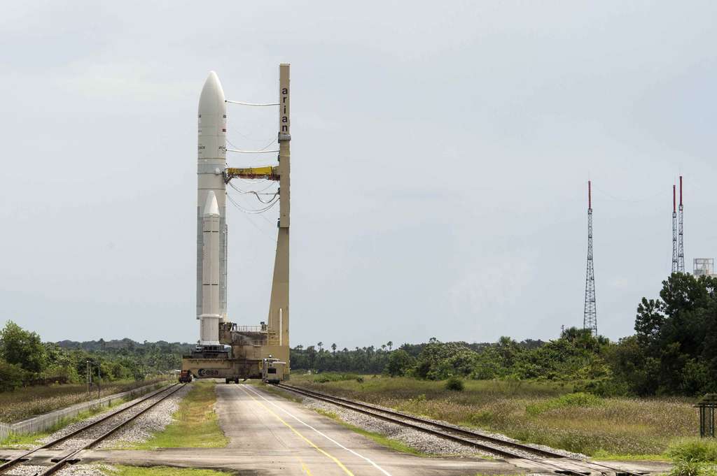 BRIsat, Satelit Perbankan Pertama di Dunia Diluncurkan
