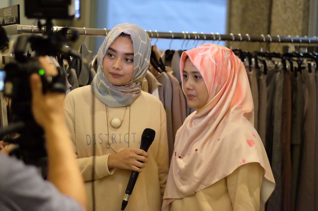Keseruan Anniversary Pertama District12