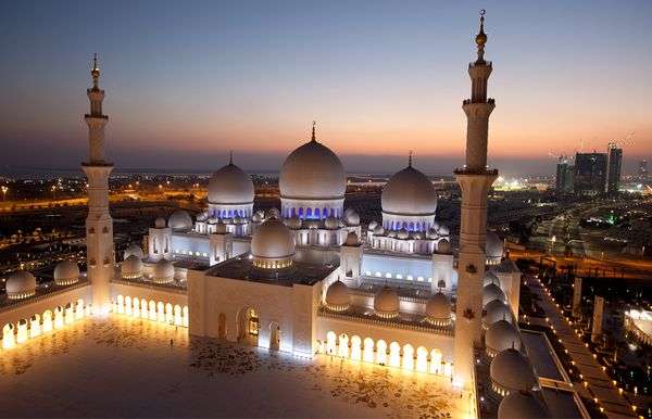10 Masjid Termegah dan Terindah di Dunia
