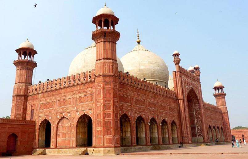 10 Masjid Termegah dan Terindah di Dunia