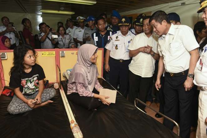 Menteri Jonan Tinjau Kesiapan Mudik di Darat dan Laut
