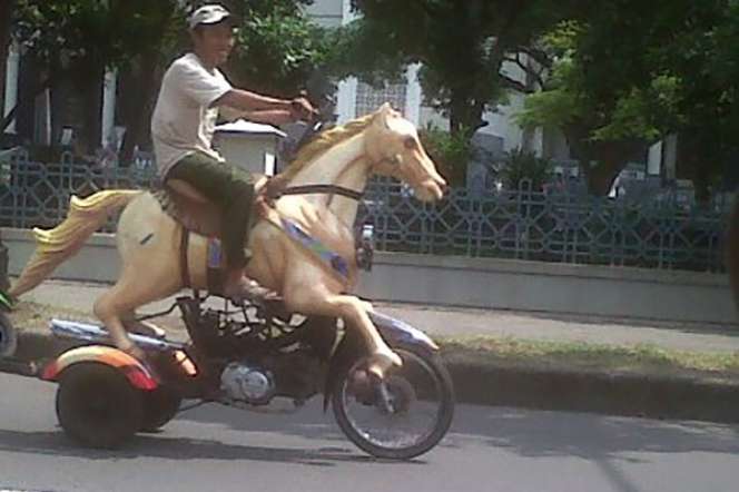 10 Foto `Hanya di Indonesia`, Bakal Bikin Senyum Sendiri