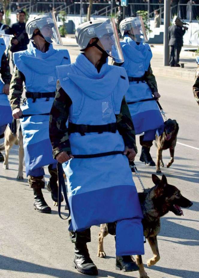 10 Negara dengan Seragam Militer Paling Unik