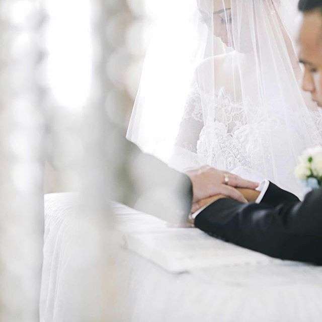 Mewahnya Resepsi Pengantin Tajir Surabaya Berhadiah Apartemen