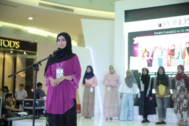 Kemeriahan Aksi 'Dream Girls' Surabaya 2016