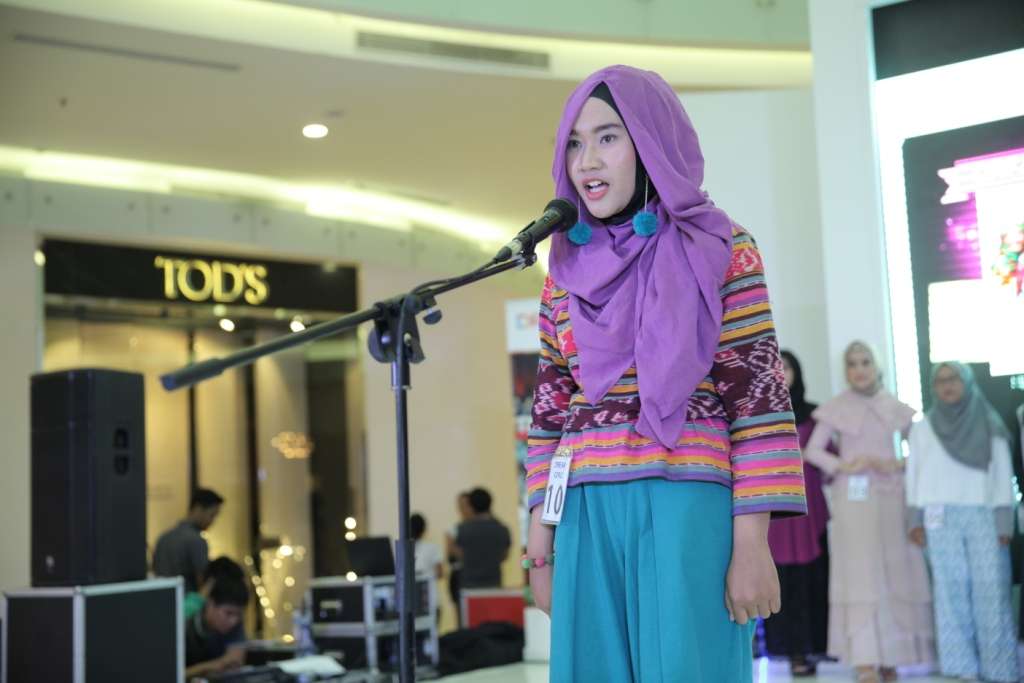 Kemeriahan Aksi 'Dream Girls' Surabaya 2016