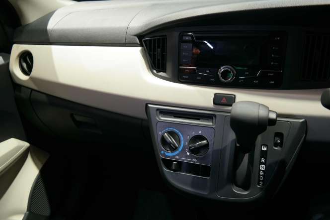 Bongkar Dalaman Daihatsu Sigra, Jaminan Aman?