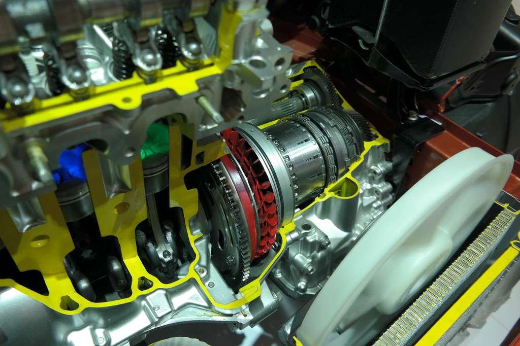 Bongkar Dalaman Daihatsu Sigra, Jaminan Aman?
